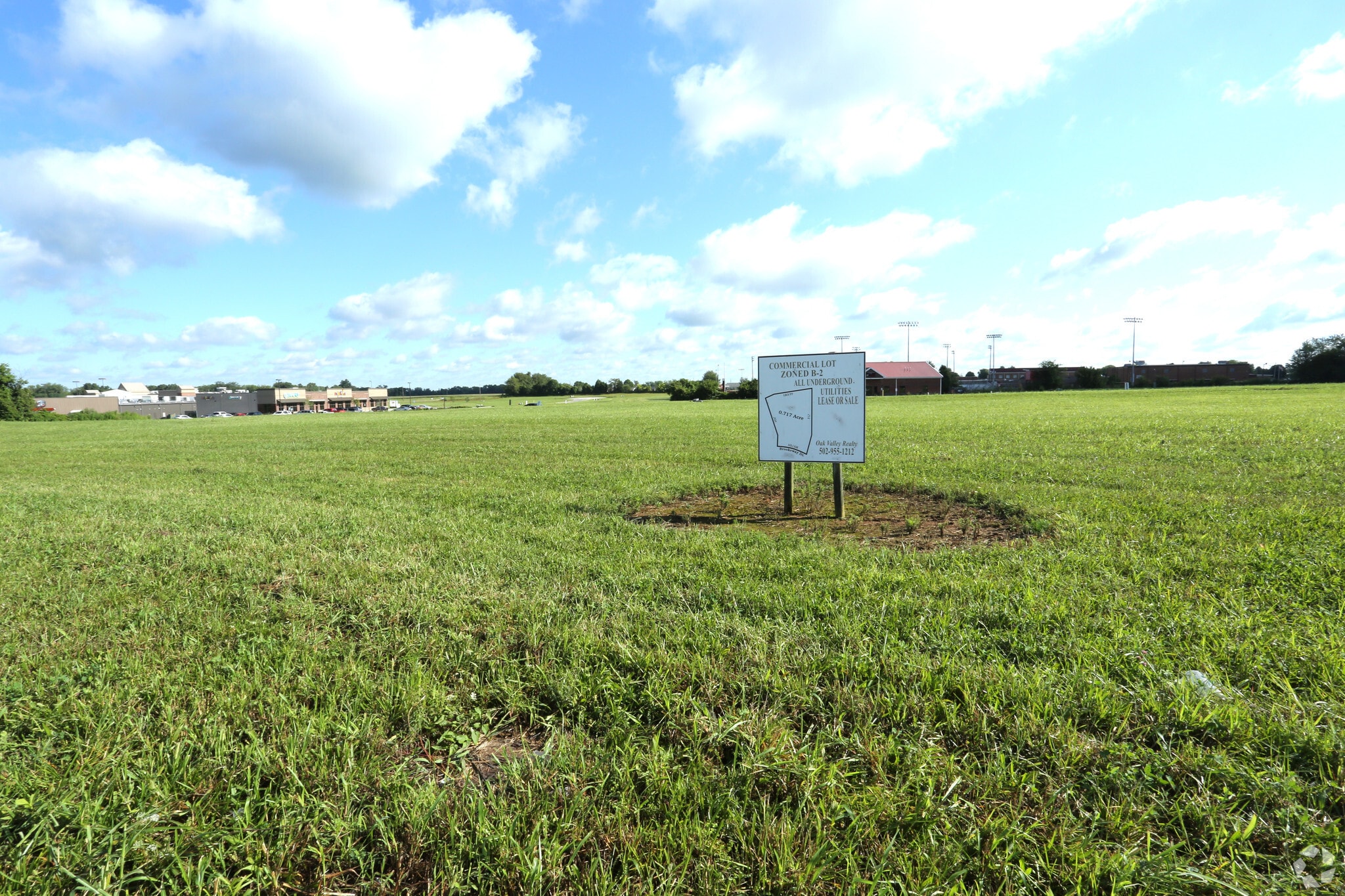 300 Eastbrooke Pointe Dr, Mount Washington, KY for sale Primary Photo- Image 1 of 2