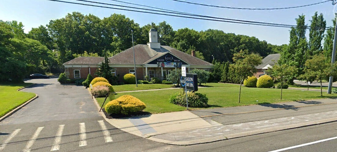 725 Smithtown Byp, Smithtown, NY à vendre Photo principale- Image 1 de 6