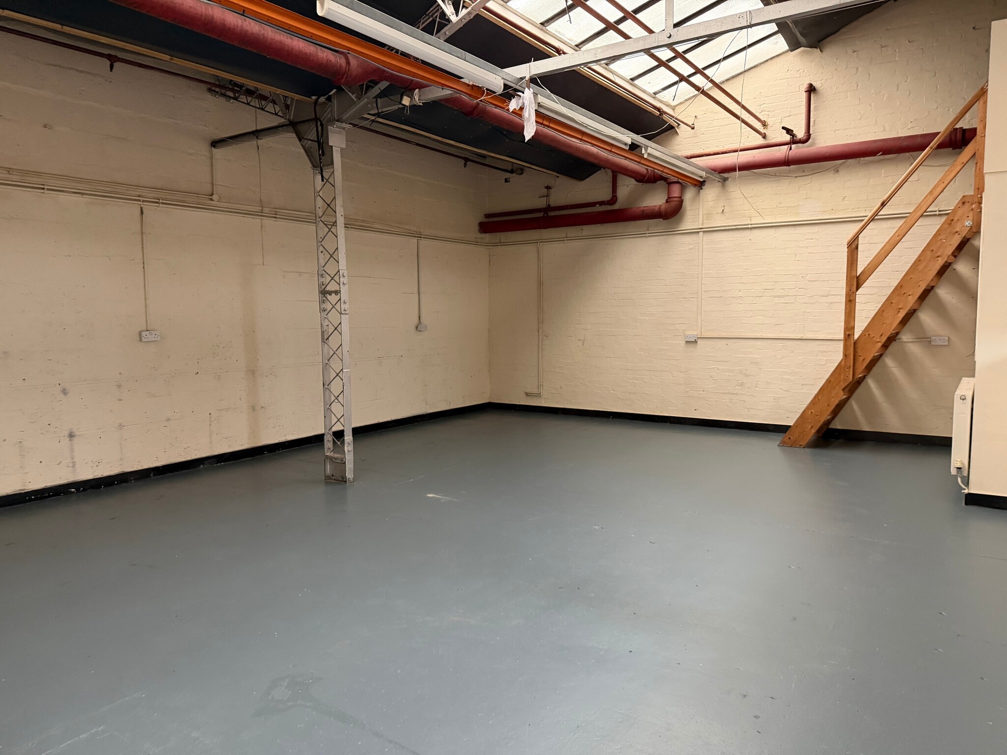 Tonbridge Rd, Romford for lease Interior Photo- Image 1 of 4