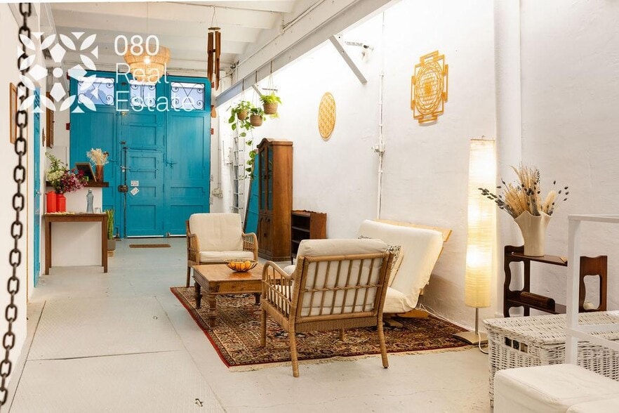 Retail in Barcelona, Barcelona for lease - Interior Photo - Image 2 of 3