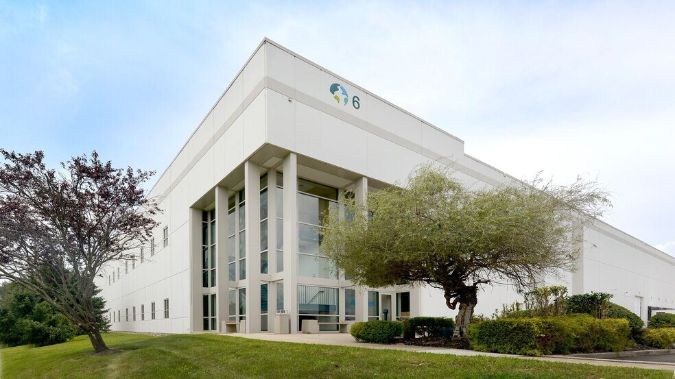 3 Security Dr, Cranbury, NJ à louer - Photo du bâtiment - Image 2 de 7