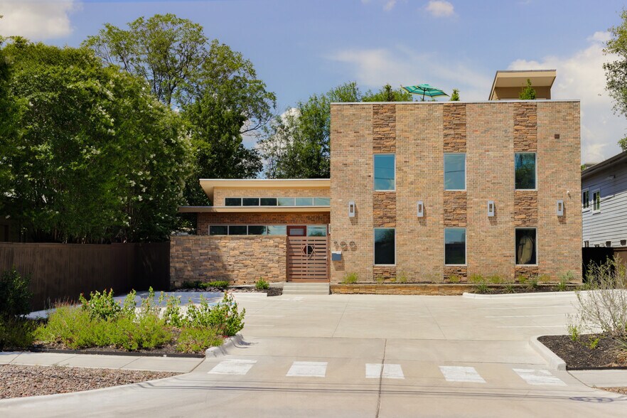 900 W North Loop Blvd, Austin, TX à vendre - Photo du bâtiment - Image 2 de 52