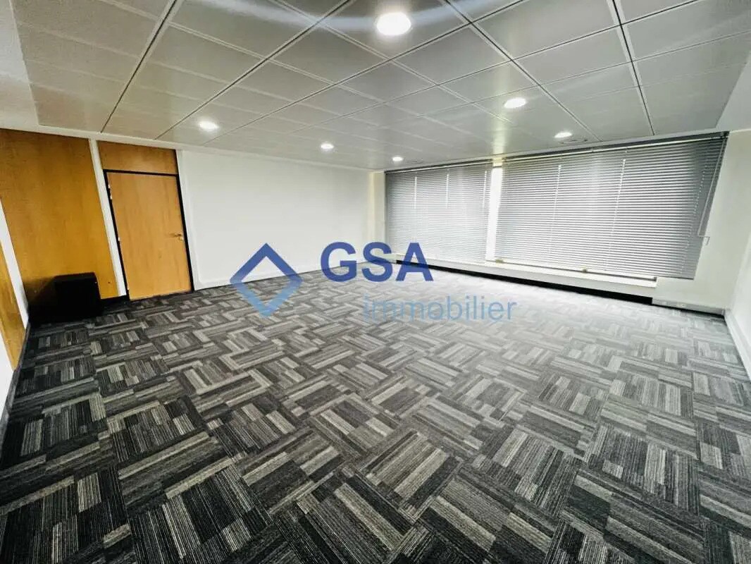 Office in Évry-Courcouronnes for sale Interior Photo- Image 1 of 10
