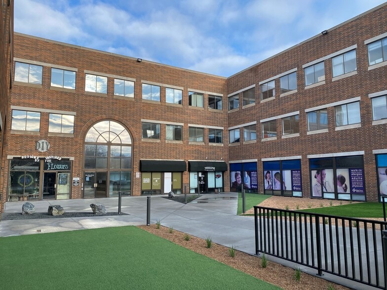 1 Broadway, Denver, CO for lease - Building Photo - Image 2 of 8