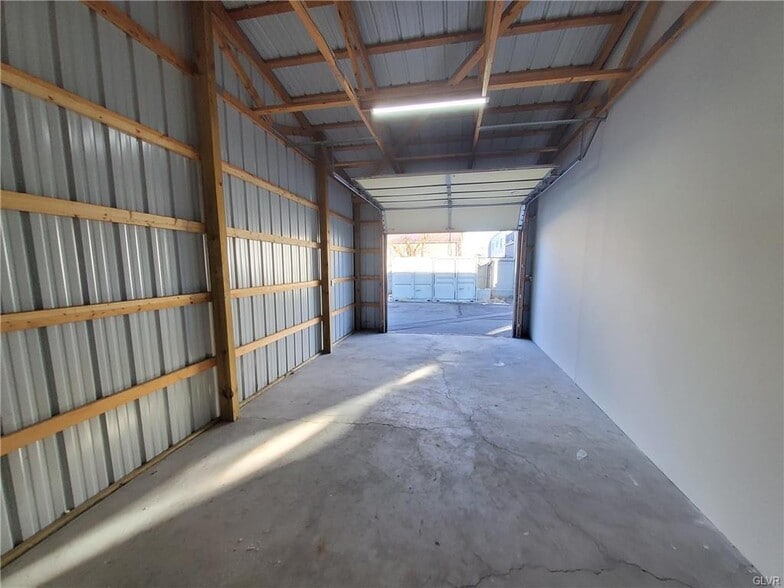 1611 Spruce St, Easton, PA à louer - Photo du bâtiment - Image 3 de 15