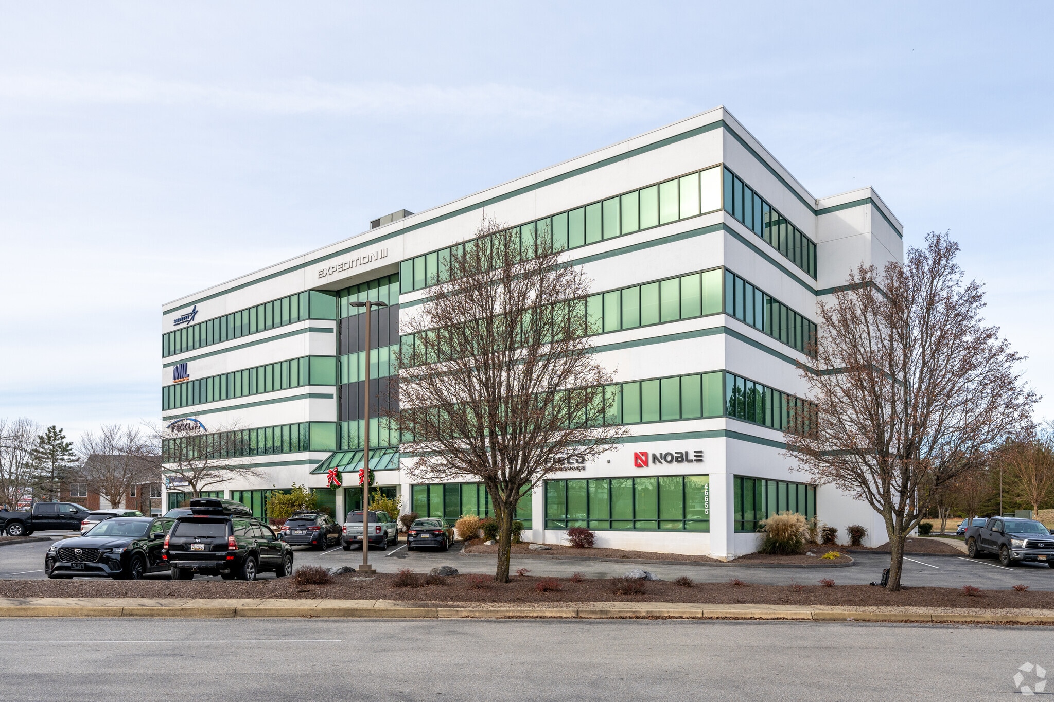 46655 Expedition Dr, Lexington Park, MD à louer Photo du bâtiment- Image 1 de 21