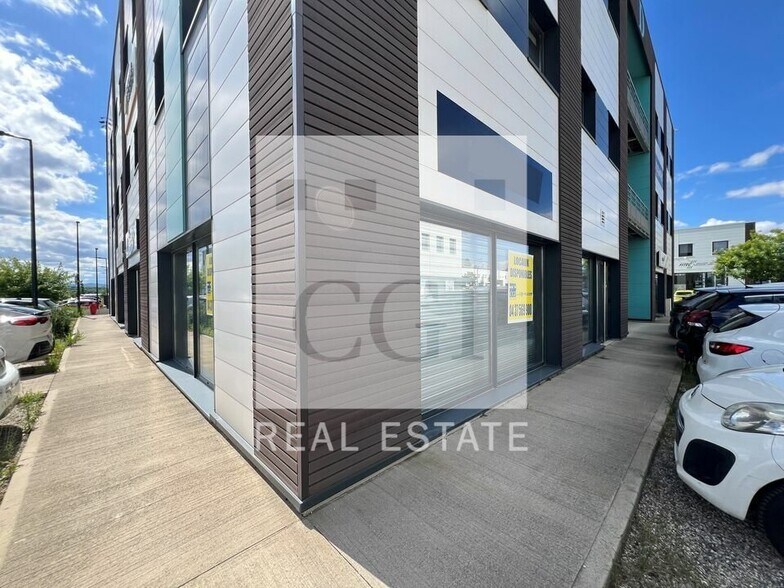 662 Rue Des Jonchères, Genay for lease - Building Photo - Image 1 of 10
