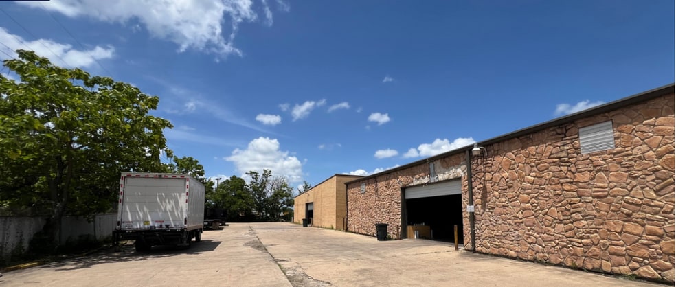 5212 Buford Jett Ln, Mesquite, TX for sale - Building Photo - Image 2 of 4