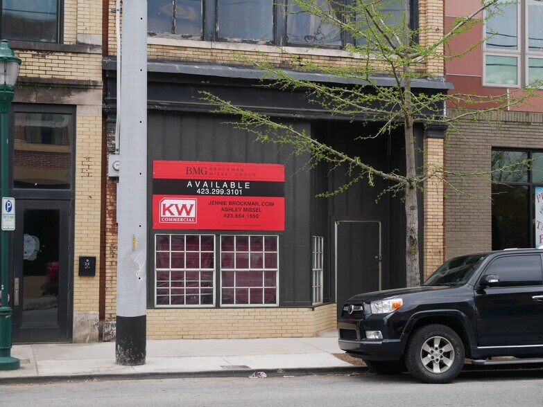 32 E Main St, Chattanooga, TN à vendre - Photo du bâtiment - Image 2 de 4
