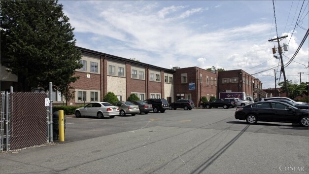 86 Lackawanna Ave, Woodland Park, NJ à louer - Photo du bâtiment - Image 3 de 31