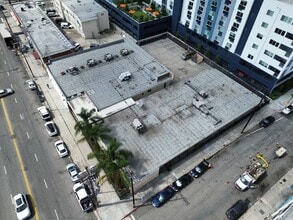 2501 S Hill St, Los Angeles, CA à vendre Photo du bâtiment- Image 2 de 25