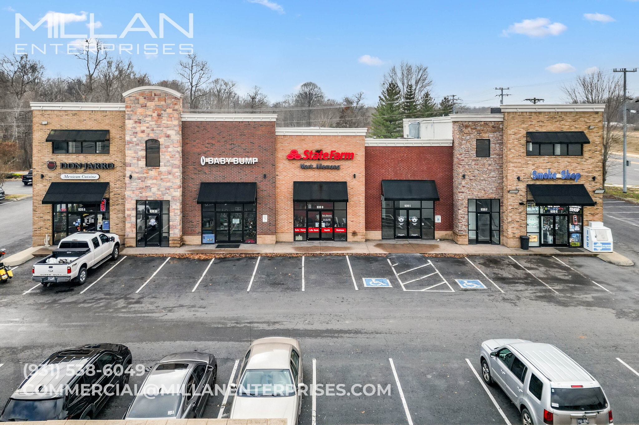 939 Tracy Ln, Clarksville, TN for lease Building Photo- Image 1 of 6