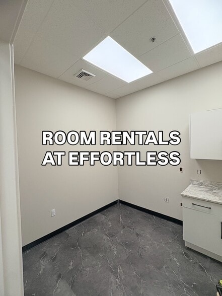 251 W Main St, Branford, CT for lease - Interior Photo - Image 2 of 6