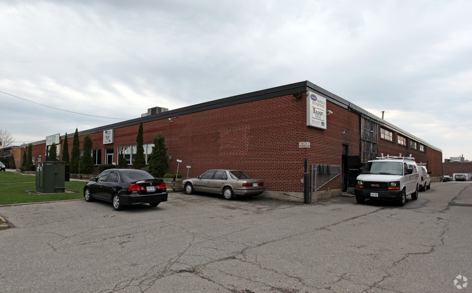 41 Colville Rd, Toronto, ON for lease - Building Photo - Image 2 of 4