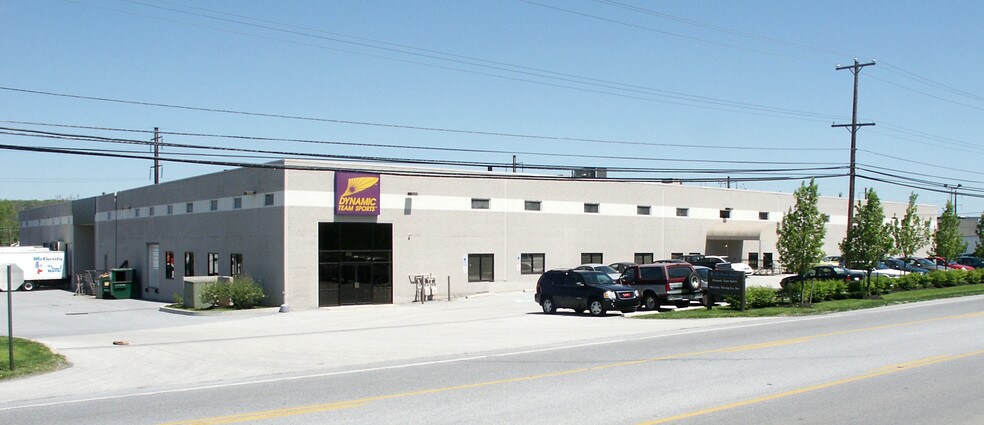 419 Boot Rd, Downingtown, PA à louer - Photo du bâtiment - Image 2 de 4