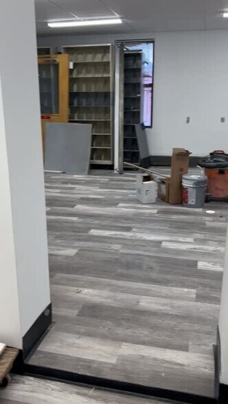 1578 Williamsbridge Rd, Bronx, NY à louer - Vidéo sur l’inscription commerciale - Image 2 de 11