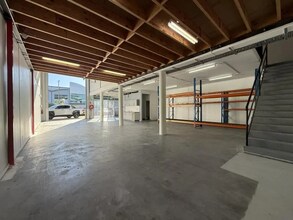 46 Wellington Rd, South Granville for lease Interior Photo- Image 2 of 5