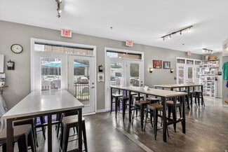 More details for 330 Harrison St, Nashville, TN - Retail for Sale