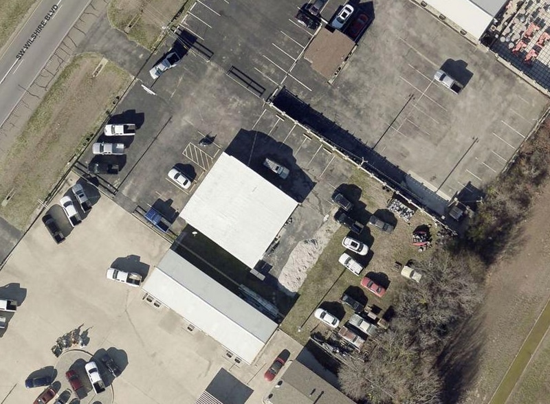 2817 SW Wilshire Blvd, Burleson, TX for lease - Primary Photo - Image 2 of 17
