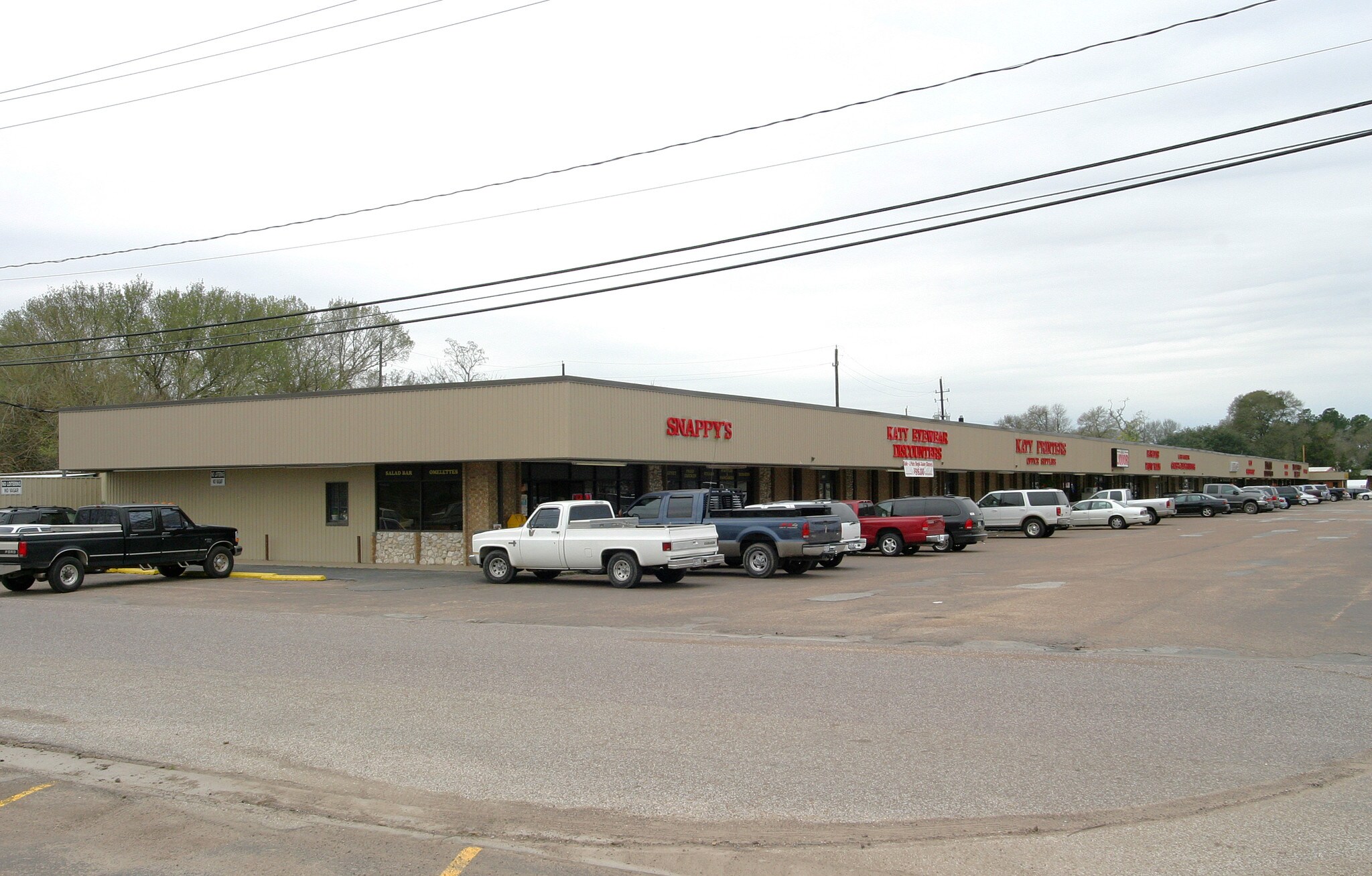 5801-5901 Highway Blvd, Katy, TX for lease Building Photo- Image 1 of 7