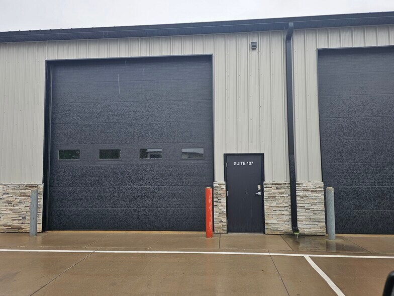 7600 SW 22nd St, Des Moines, IA for sale - Building Photo - Image 1 of 1