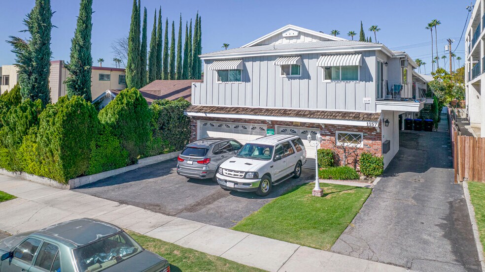 1157 Justin Ave, Glendale, CA à vendre - Photo du bâtiment - Image 2 de 41