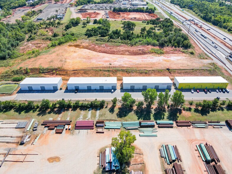 4 Industrial Buildings for Sale portefeuille de 4 propriétés à vendre sur LoopNet.ca - Photo du bâtiment - Image 2 de 13