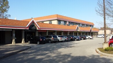 1107 Lorne Park Rd, Mississauga, ON for lease Building Photo- Image 1 of 4
