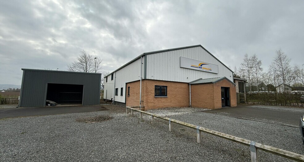 2 Maidenplain Pl, Auchterarder à louer - Photo du bâtiment - Image 3 de 3