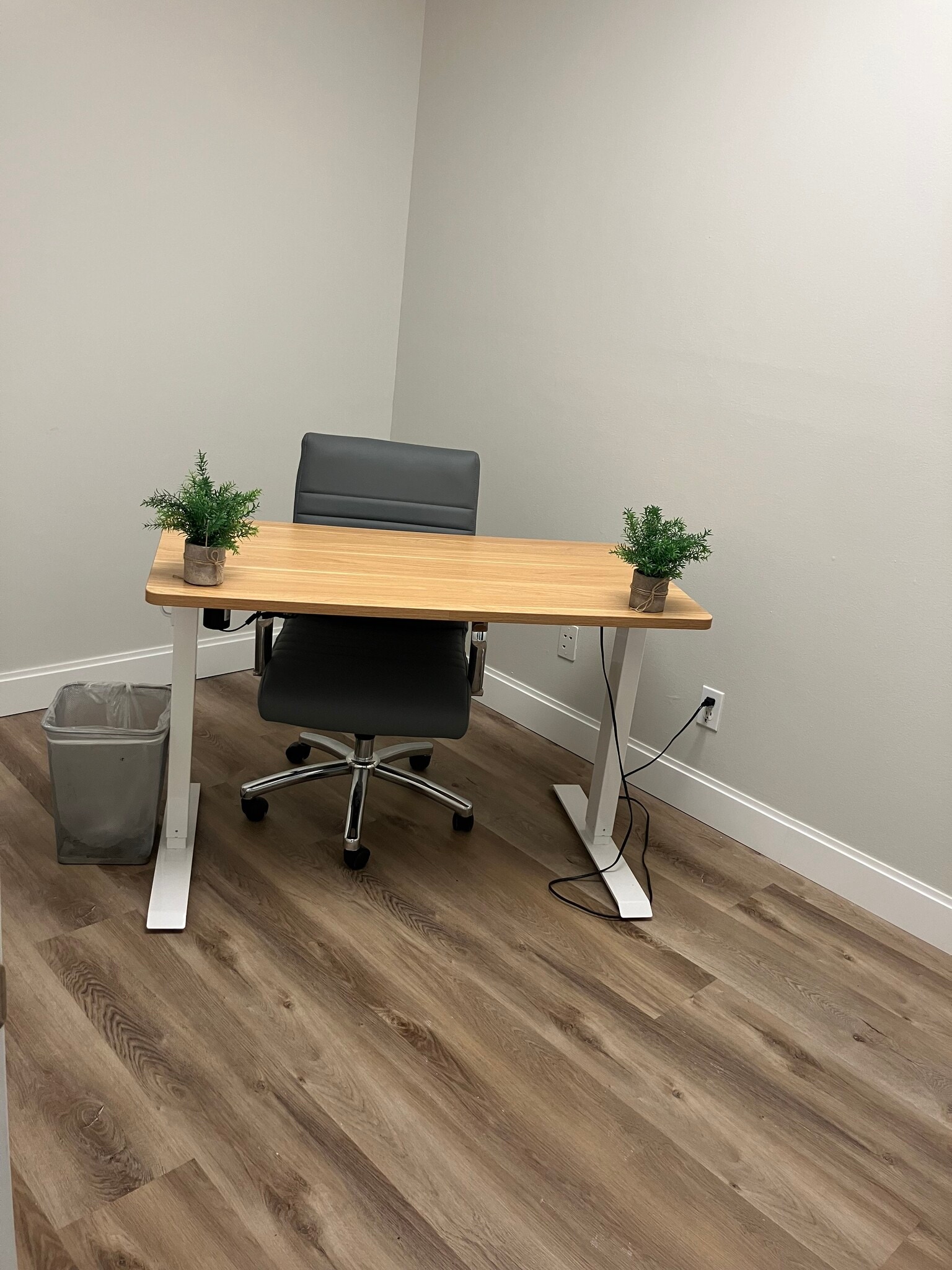 1980 N Atlantic Ave, Cocoa Beach, FL à louer Photo intérieure- Image 1 de 4