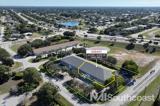 Plus de détails pour 792 SW Grove Ave, Port Saint Lucie, FL - Local d'activités à louer