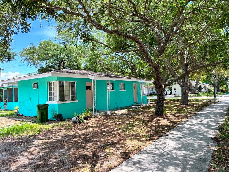 610 N East Ave, Sarasota, FL à vendre - Photo du bâtiment - Image 1 de 6