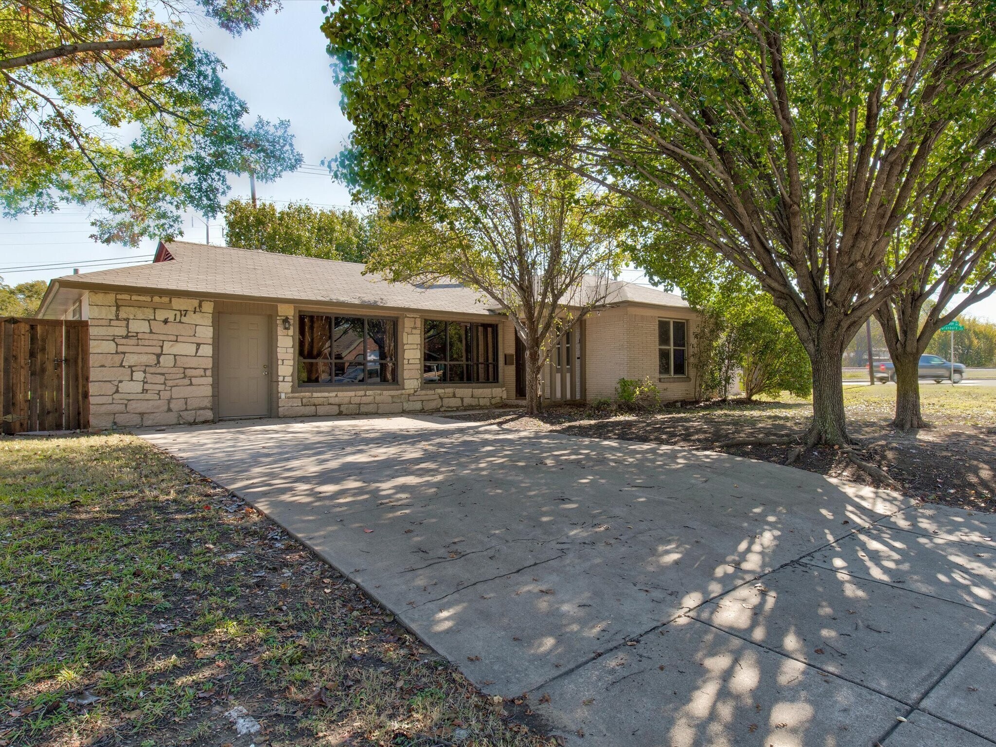 4171 Carolyn Rd, Fort Worth, TX à vendre Photo principale- Image 1 de 9