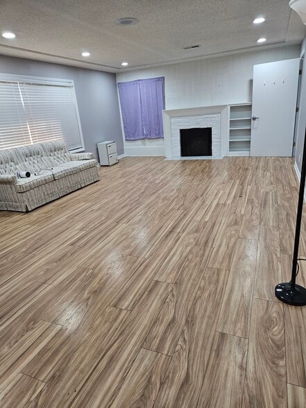 2010 SE 182nd Ave, Portland, OR for lease - Building Photo - Image 3 of 6