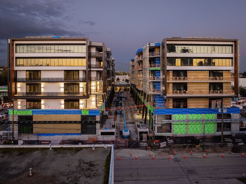 8250 Manitoba St, Vancouver, BC à vendre - Photo du bâtiment - Image 2 de 16