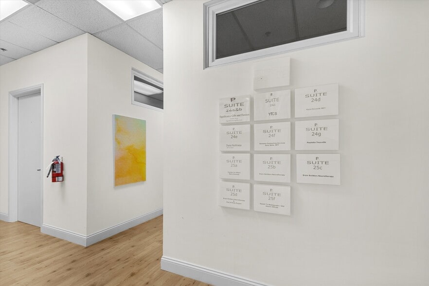 8911 Lakewood Dr, Windsor, CA for lease - Interior Photo - Image 2 of 53