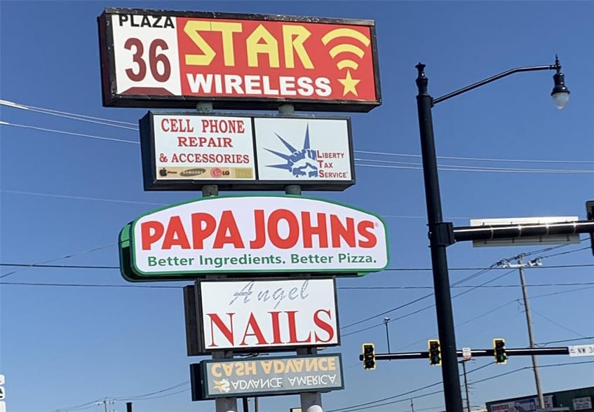 3615-3631 N MacArthur Blvd, Warr Acres, OK à louer - Photo du bâtiment - Image 2 de 2