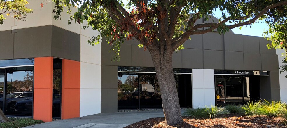 23785 Cabot Blvd, Hayward, CA à louer - Photo du bâtiment - Image 3 de 23