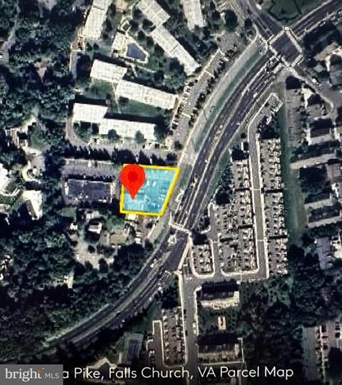 Columbia Pike, Falls Church, VA à vendre Photo du bâtiment- Image 1 de 1