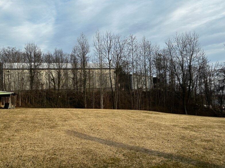 703-705A Philadelphia Rd, Joppa, MD à vendre - Photo du bâtiment - Image 3 de 58