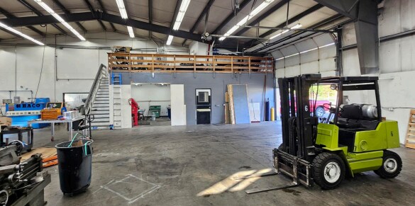 10913 Mountain Loop Hwy, Granite Falls, WA à vendre - Photo intérieure - Image 2 de 2