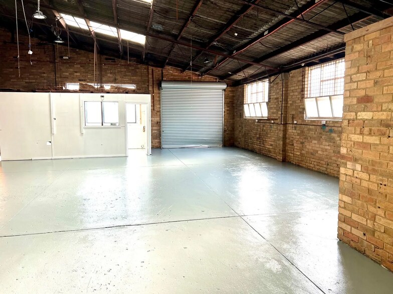38 Levanswell Rd, Moorabbin for lease - Interior Photo - Image 3 of 3