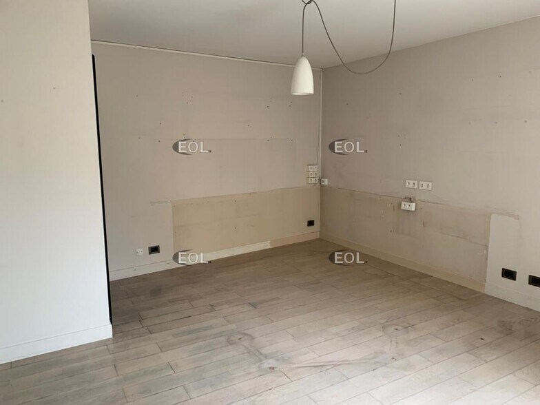 Retail in Sorgues for lease - Interior Photo - Image 3 of 4
