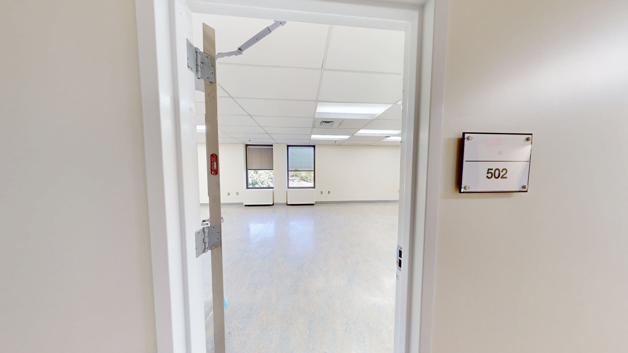 7777 Leesburg Pike, Falls Church, VA à louer Photo intérieure- Image 1 de 5