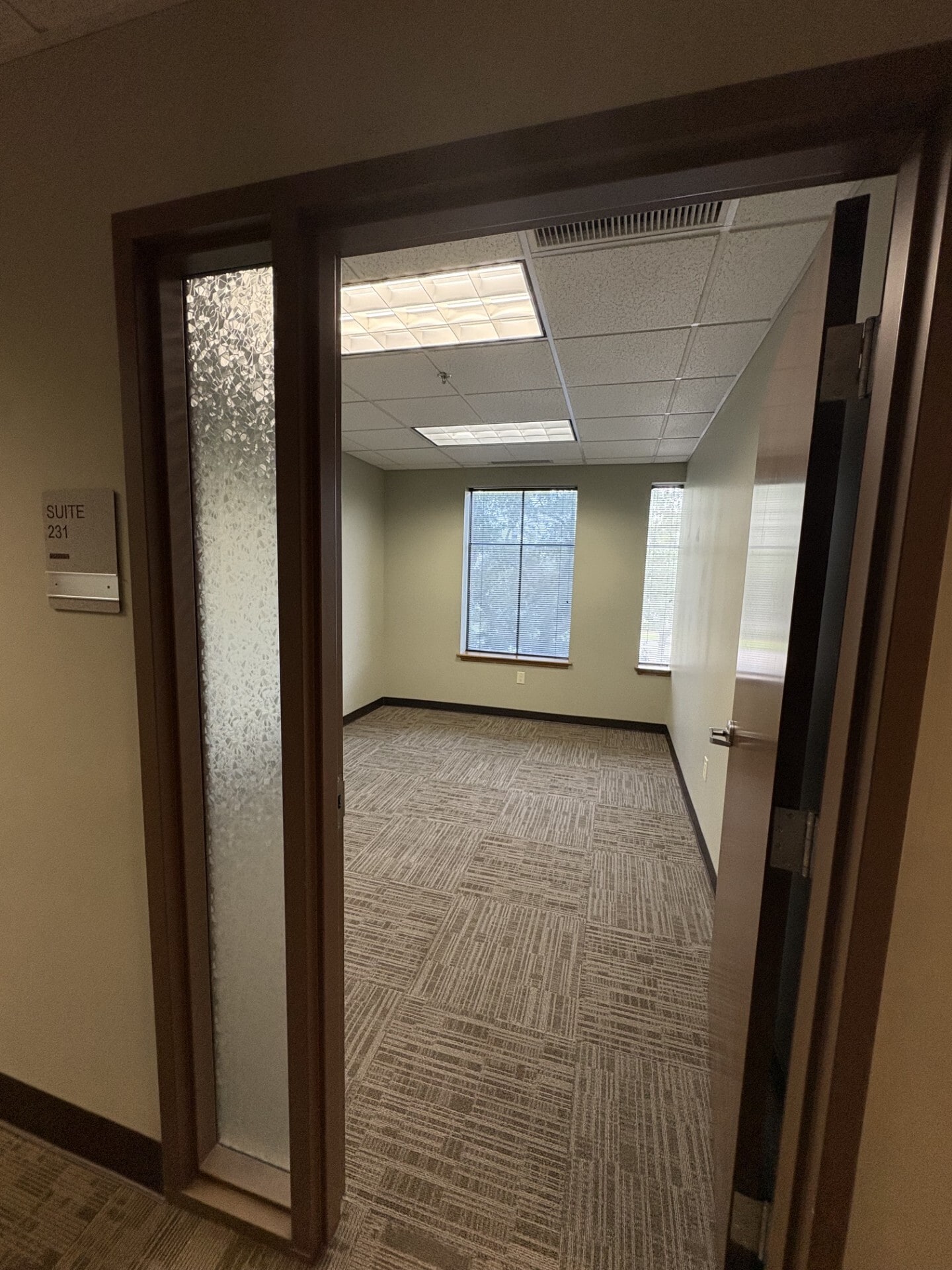 10600 Chevrolet Way, Estero, FL for lease Interior Photo- Image 1 of 1