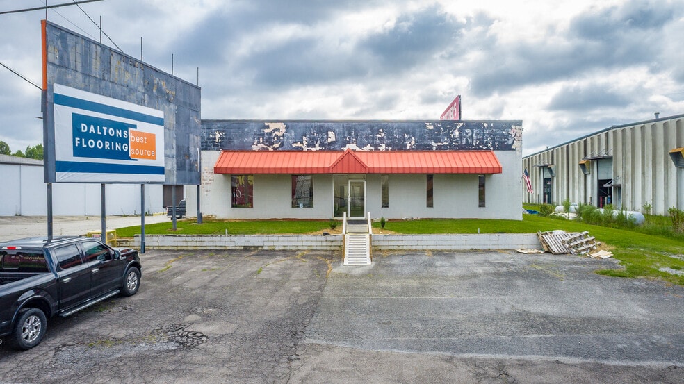 3041 N Dug Gap Rd SW, Dalton, GA for lease - Building Photo - Image 2 of 8