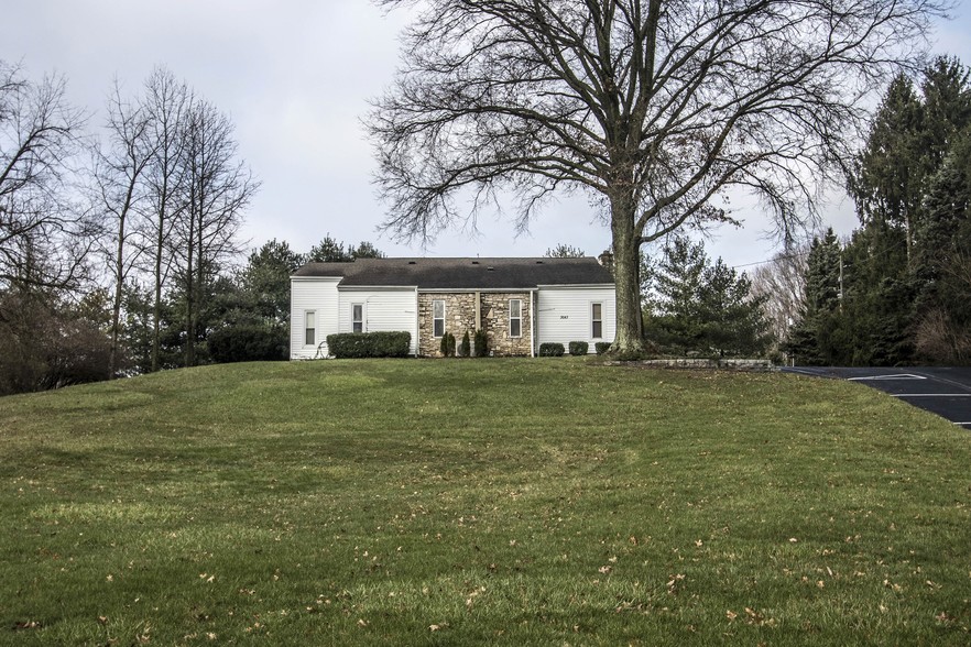 3643 Olde Ridenour Rd, Gahanna, OH for sale - Building Photo - Image 1 of 1