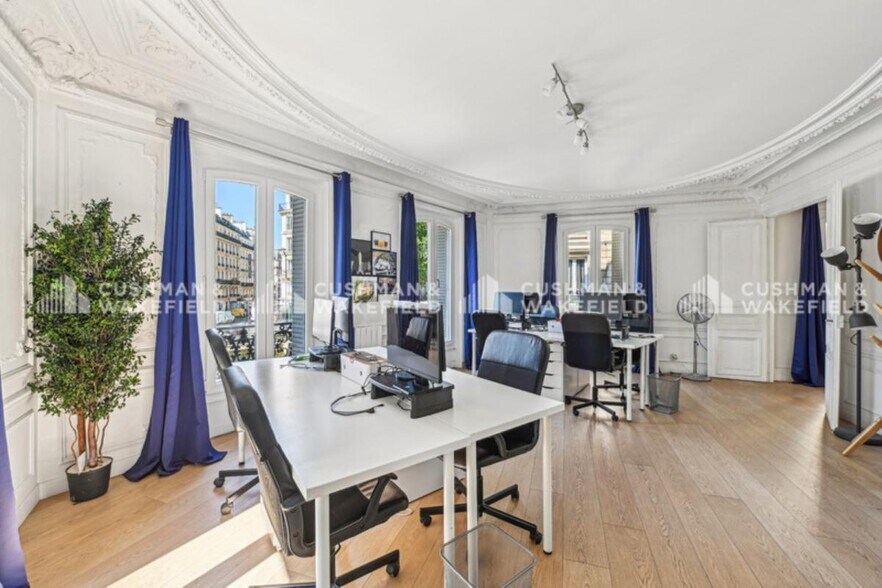 85 Rue De Maubeuge, Paris for lease - Interior Photo - Image 3 of 13