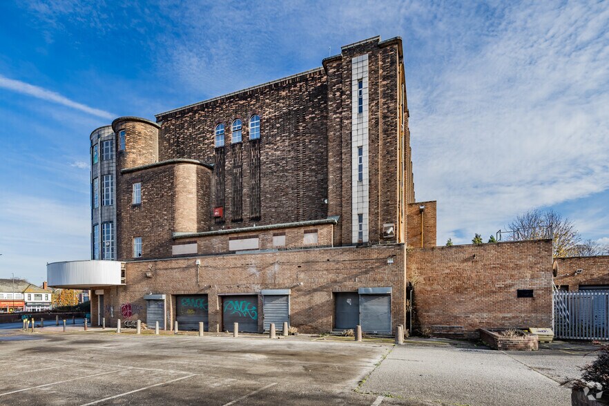 Church Rd N, Liverpool à vendre - Photo du bâtiment - Image 2 de 3