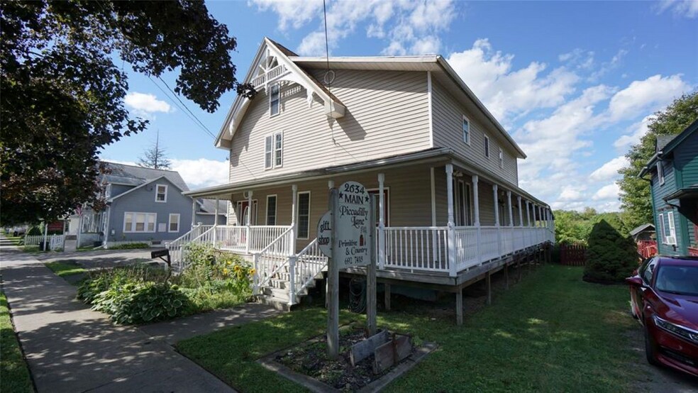 2634 Main St, Whitney Point, NY à vendre - Photo du bâtiment - Image 2 de 44
